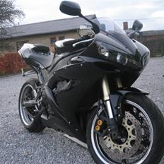 Yamaha r1  solgt