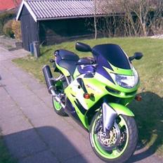 Kawasaki zx6r