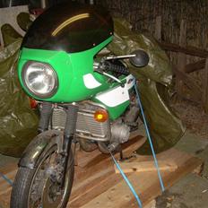Suzuki GT750 Vandbøffel