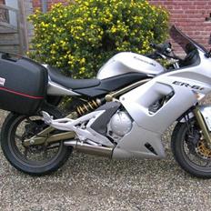 Kawasaki ER-6F ABS