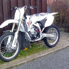 Yamaha yz250f