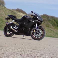 Yamaha yzf r6 Model '05 *Solgt*