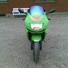 Kawasaki ZX9R Ninja solgt