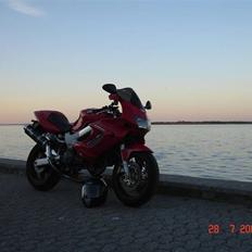 Honda VTR 1000 F   Firestorm