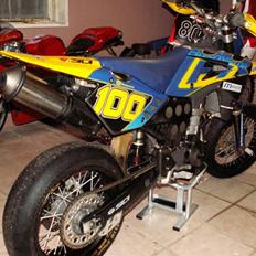 Husqvarna Supermotard smr 660 SOLGT