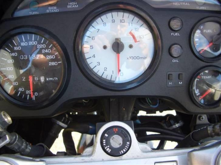 Honda VFR 750 - SOLGT - MC klar til vinteropbevaring - 10/2007 billede 7