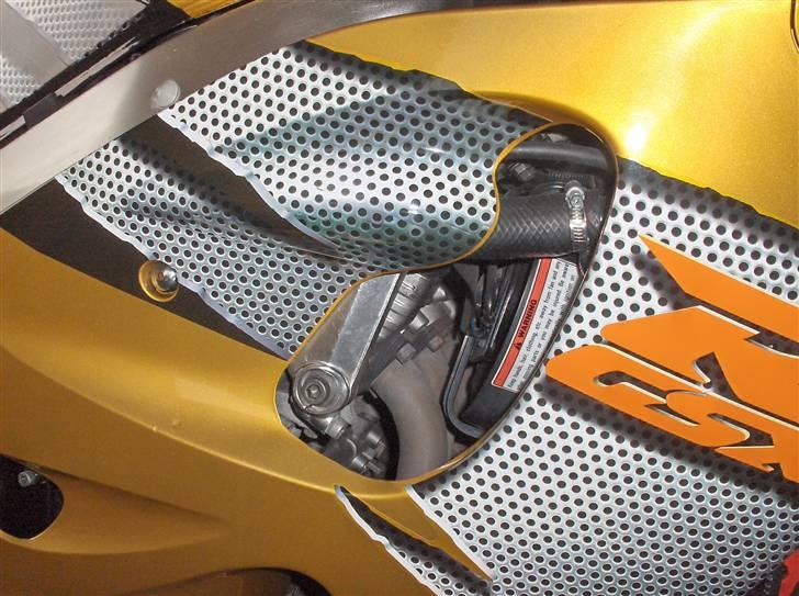 Suzuki Gsxr 750 srad (Solgt) billede 10