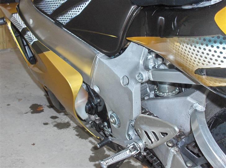 Suzuki Gsxr 750 srad (Solgt) billede 12