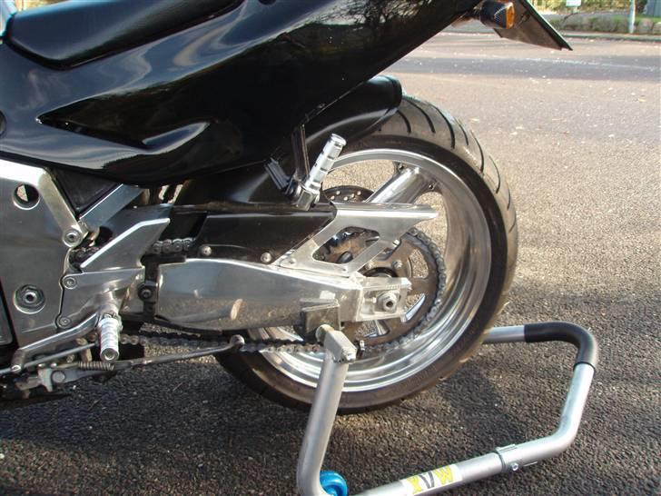 Kawasaki ZXR 750 .solgt billede 6