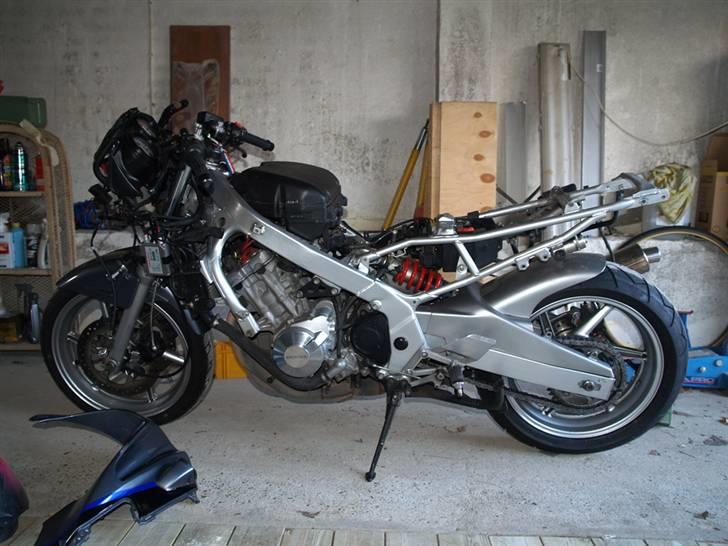 Honda CBR 600 F2 - delvist skilt af vinter 2007 billede 2