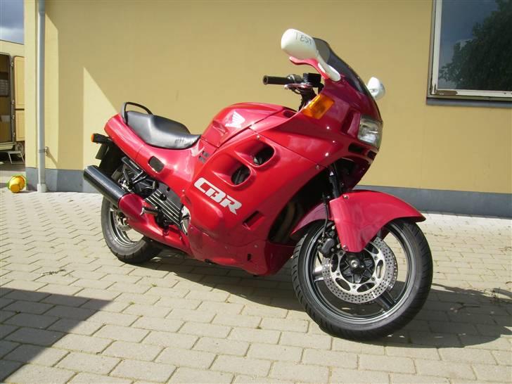 Honda cbr død - med de gamle spejle da det var svært at finde sort billede 4