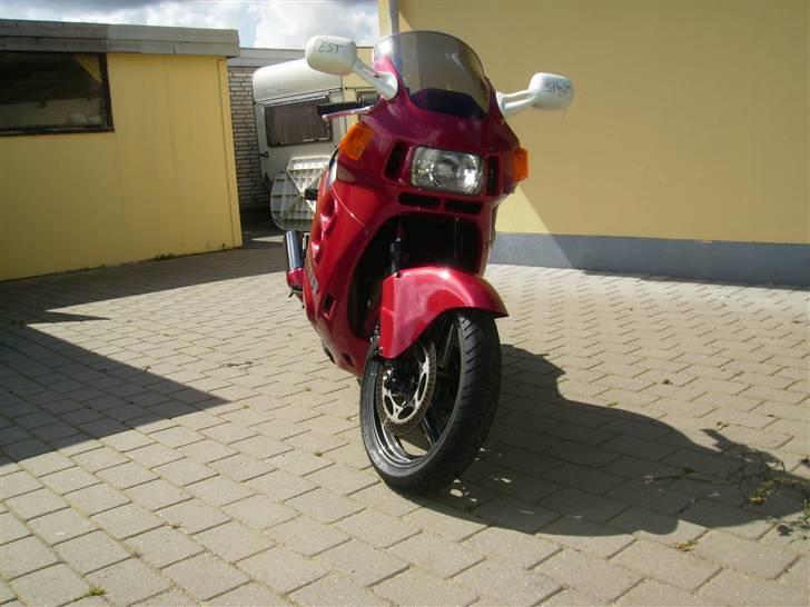 Honda cbr død - skrev test spejle fordi det var så grimt i hvid var så heldig at have en kammerrat som ville sælge hans billede 11