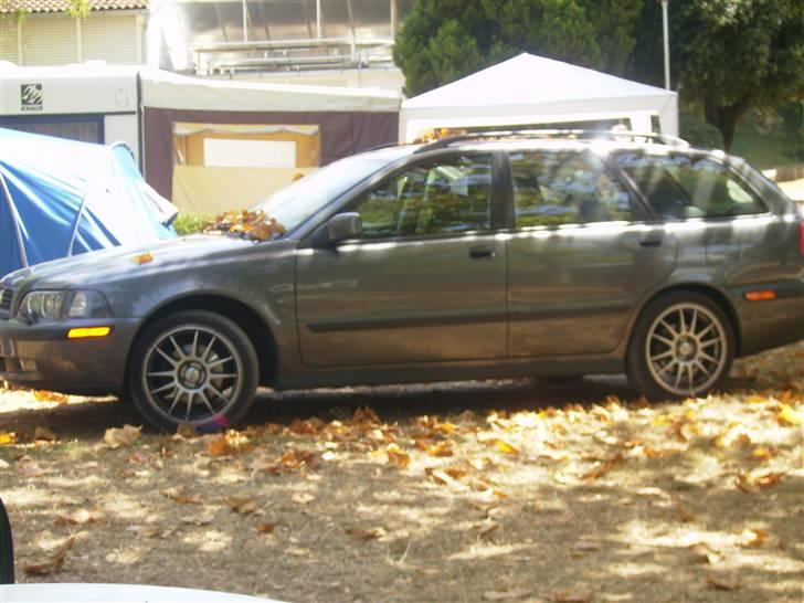 Honda cbr død - når man er en familie kommr bilen nok i første række derfor en ældre maskine men den kører nu godt billede 13