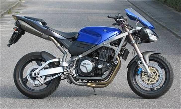 Yamaha FJ1100 i (RIP) - 2006 med ny bagende men stadig rester af ver 1 (zx10r front) billede 9