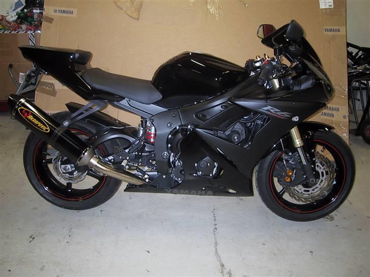 Yamaha YZF-R6s (2005) *SOLGT* billede 17