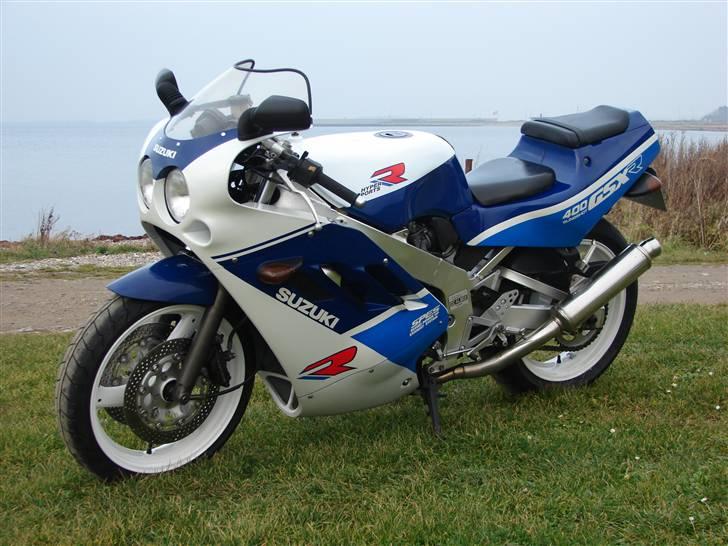 Suzuki gsxr 400 billede 2
