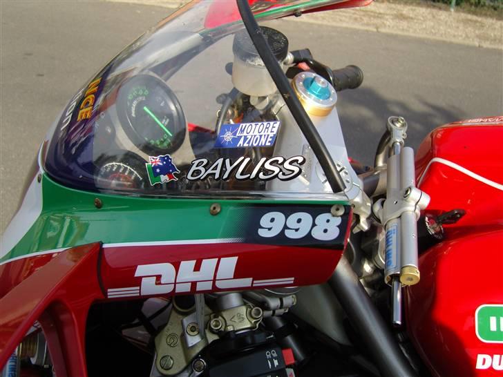Ducati 998 S BAYLISS no 25/400 SOLGT billede 8