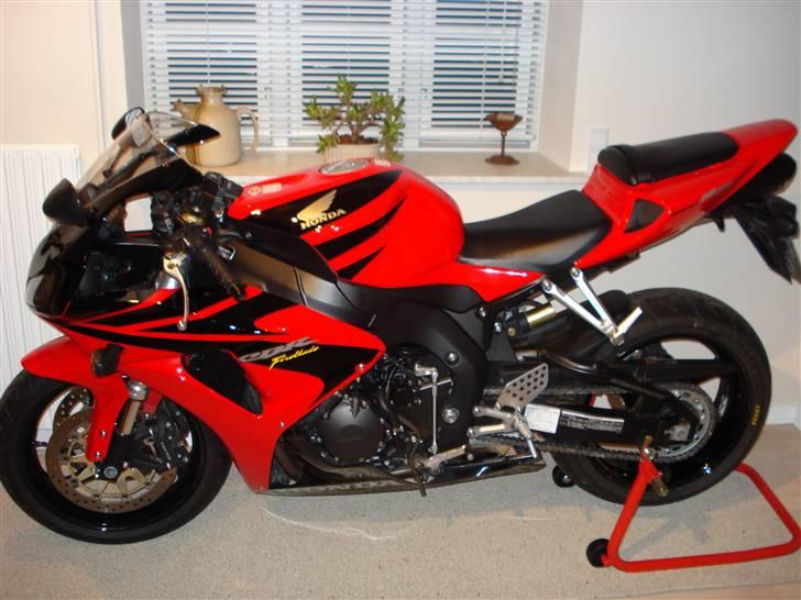 Honda CBR1000RR FireBlade billede 6