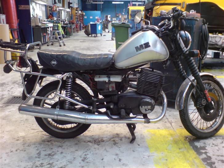 MZ 251 etz billede 6