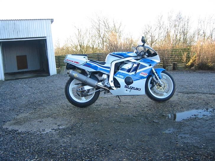 Suzuki GSXR 400 (GK76A) billede 1