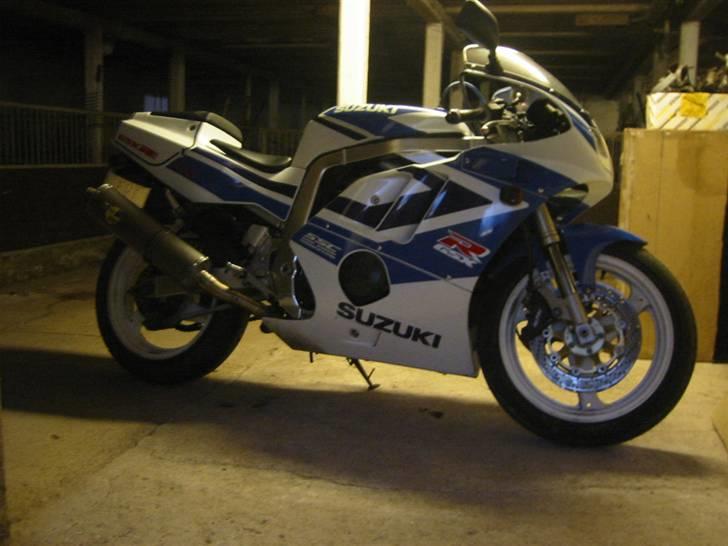 Suzuki GSXR 400 (GK76A) billede 5