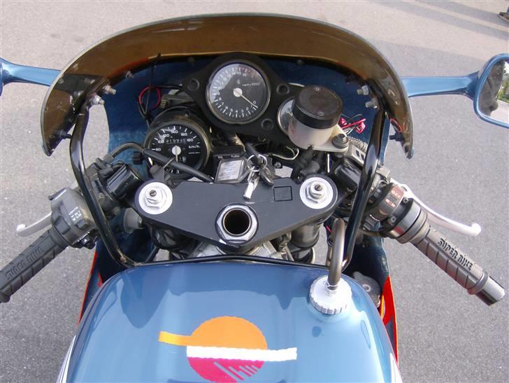 Honda vfr400r billede 5
