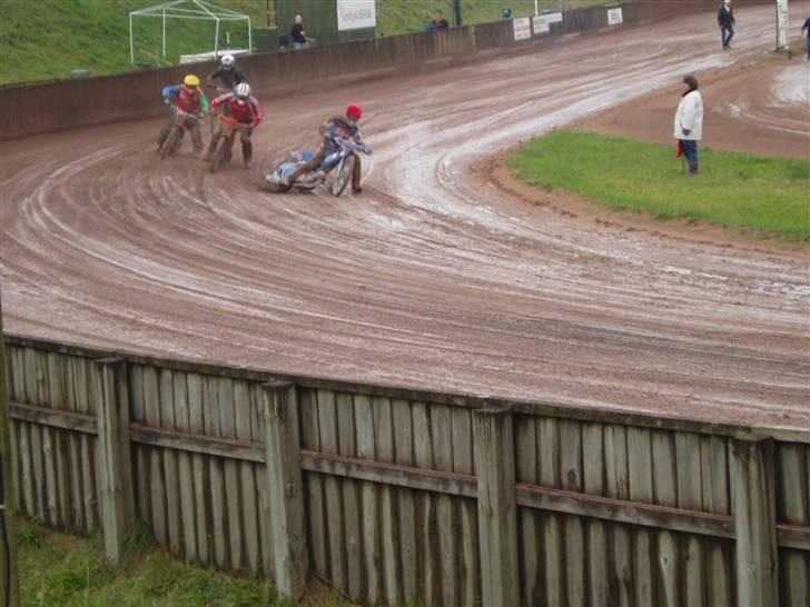 Jawa 500cc - klubmesterskab mig med rød hjelm farve og den gamle med gul... billede 12