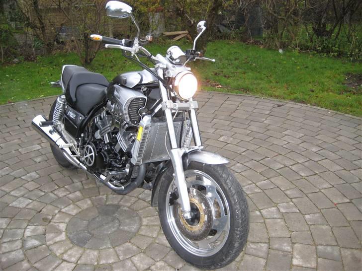 Yamaha V-max billede 4