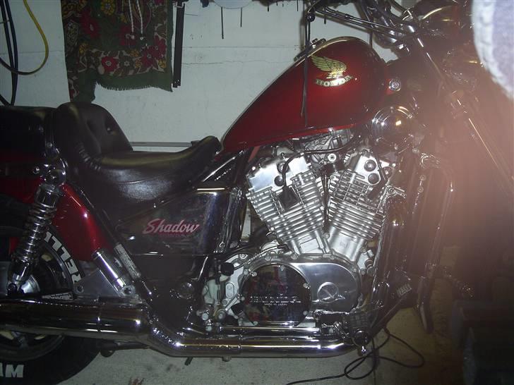 Honda Honda VT 700 (solgt) billede 3