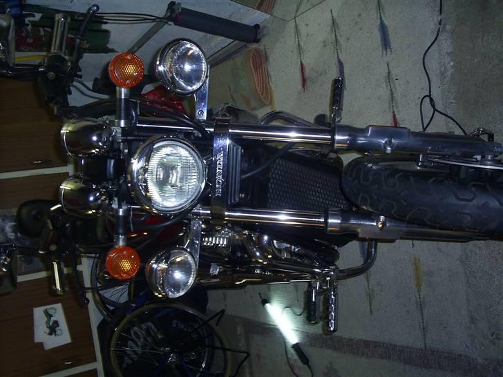 Honda Honda VT 700 (solgt) billede 7