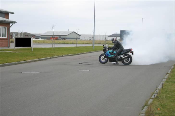 Suzuki Gsx 600 f billede 20