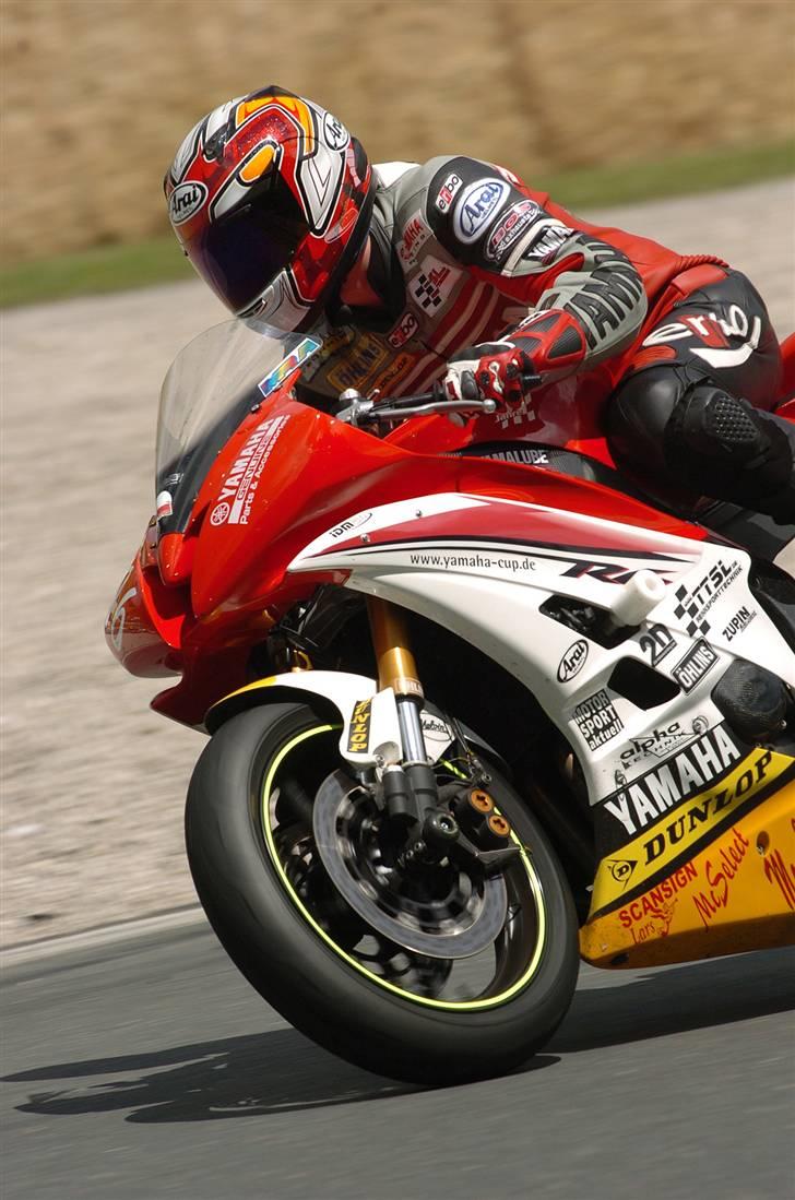 Yamaha R 6  billede 4