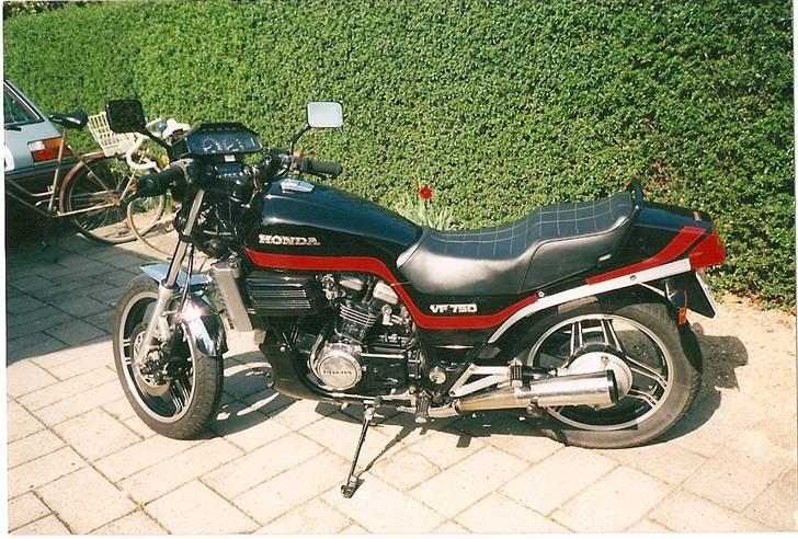 Honda cbr 600 f4 Solgt - min 1.mc  vf 750 s dejlig cykel. solgt billede 3