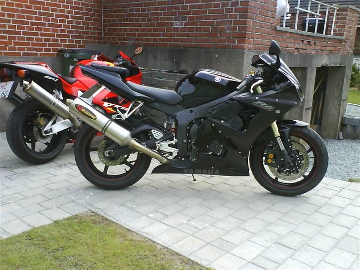 Yamaha YZF-R6 - solgt billede 1
