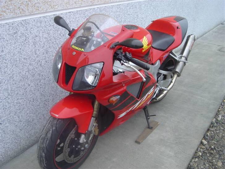 Honda VTR SP1 -SOLGT- billede 8