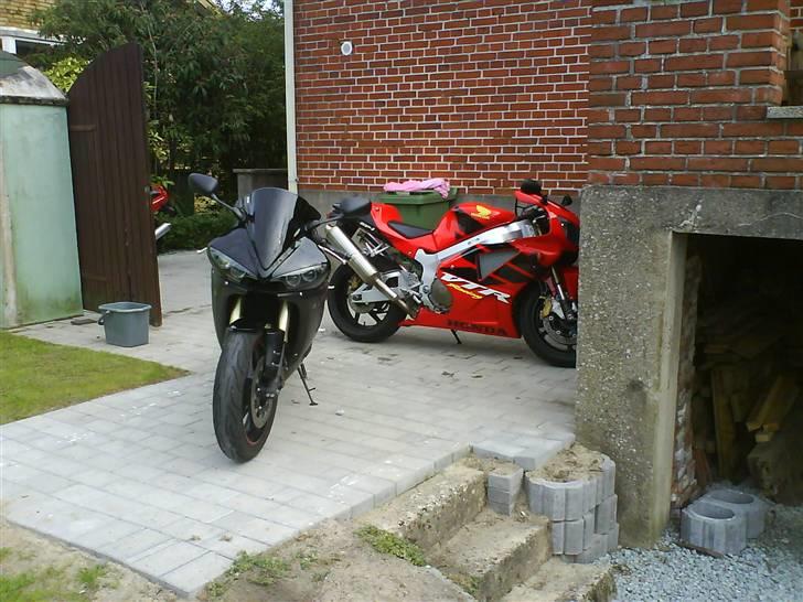 Yamaha YZF-R6 - solgt billede 7