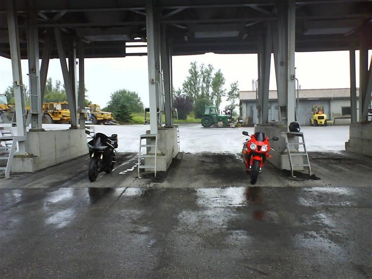 Yamaha YZF-R6 - solgt billede 10