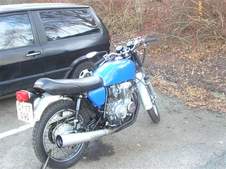 Honda cb 400f billede 2