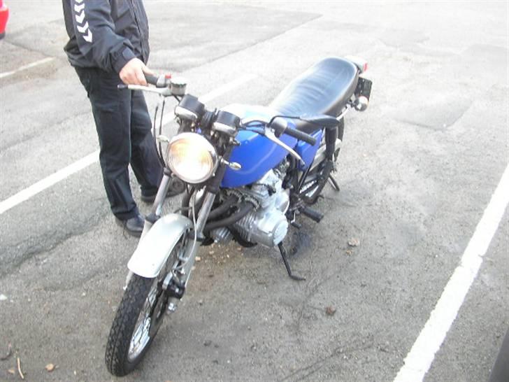 Honda cb 400f billede 3