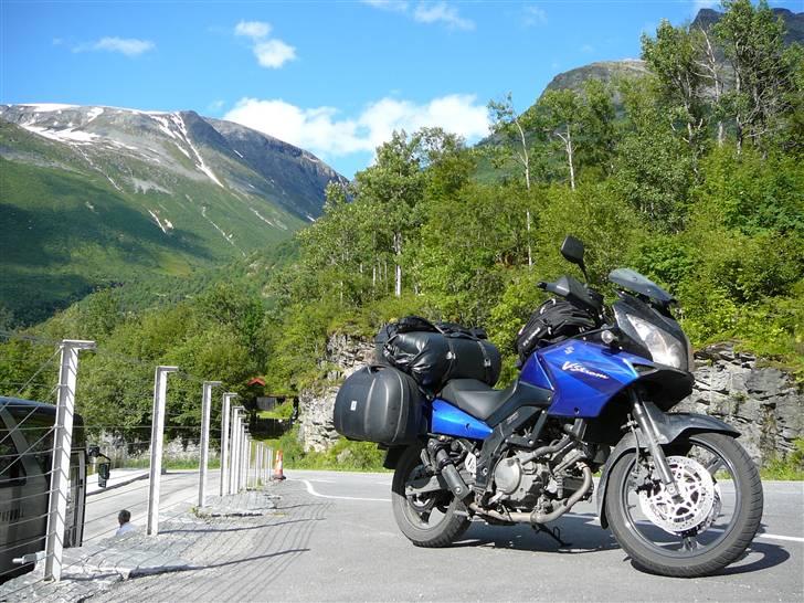 Suzuki dl 650 v-strom (SOLGT) - Rasteplads i Norge. Fantastiske veje og vi havde perfekt vejr. billede 14