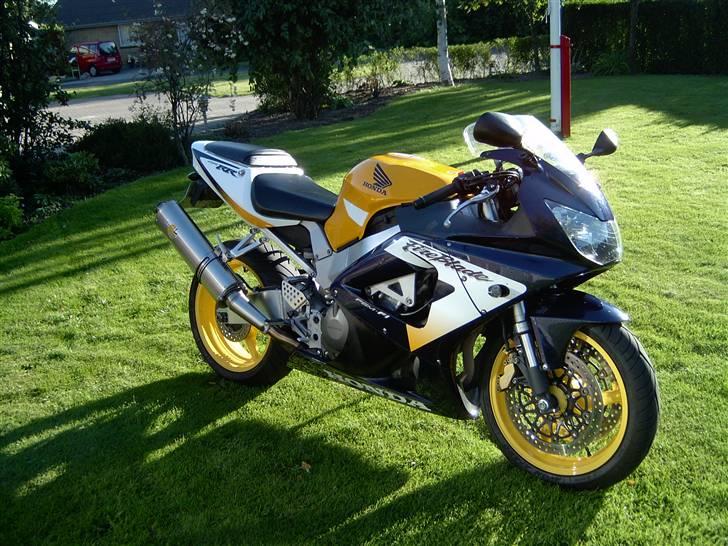 Honda cbr900rr fireblade billede 1