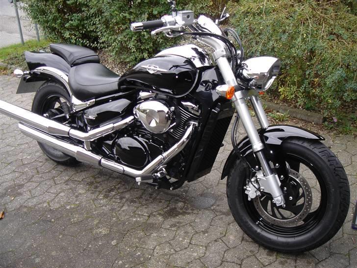 Suzuki m800 - Ja sådan så den ud da jeg havde hented den, lækker MC. billede 1