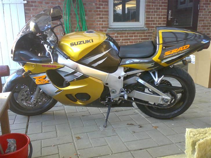 Suzuki GSXR 750 SRAD  billede 7