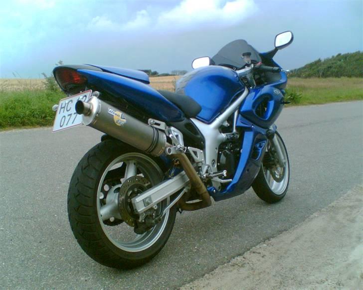 Suzuki SV 650 S *SOLGT* billede 11