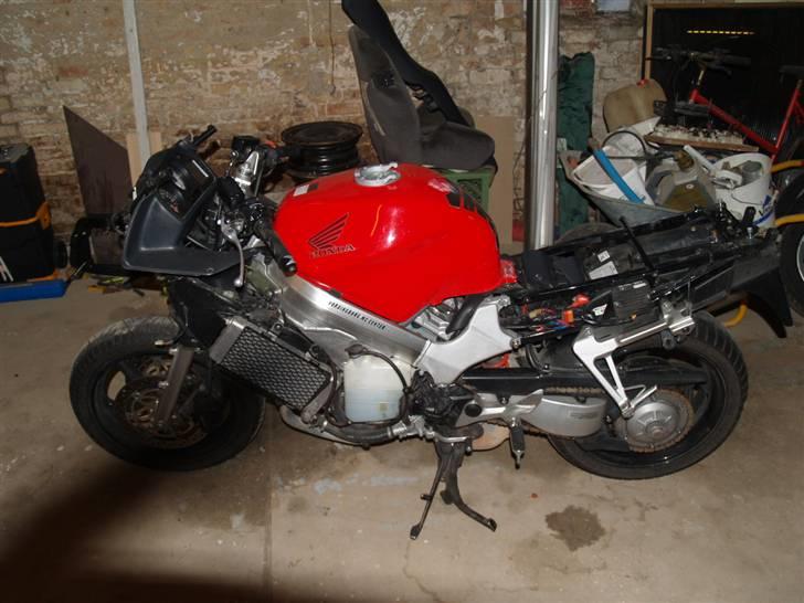 Honda VFR 800   - Så er vi gået i vinterhi billede 15