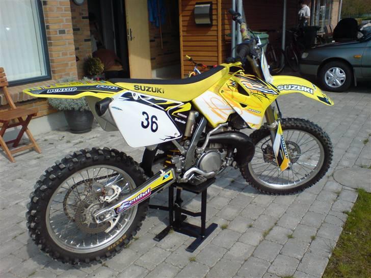 Suzuki RM250 billede 1