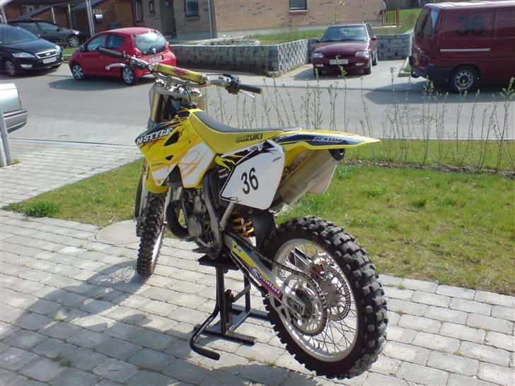 Suzuki RM250 billede 2