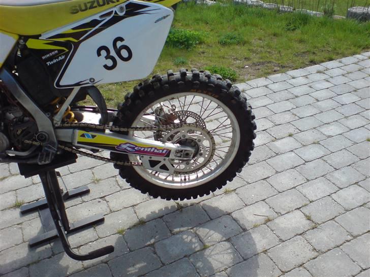 Suzuki RM250 billede 6