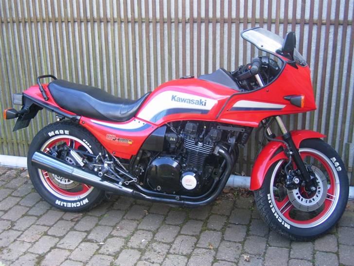 Kawasaki GPz1100 billede 1