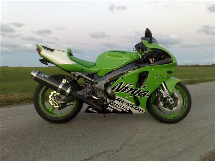 Kawasaki ZX7R Cup Edition -SOLGT- billede 15